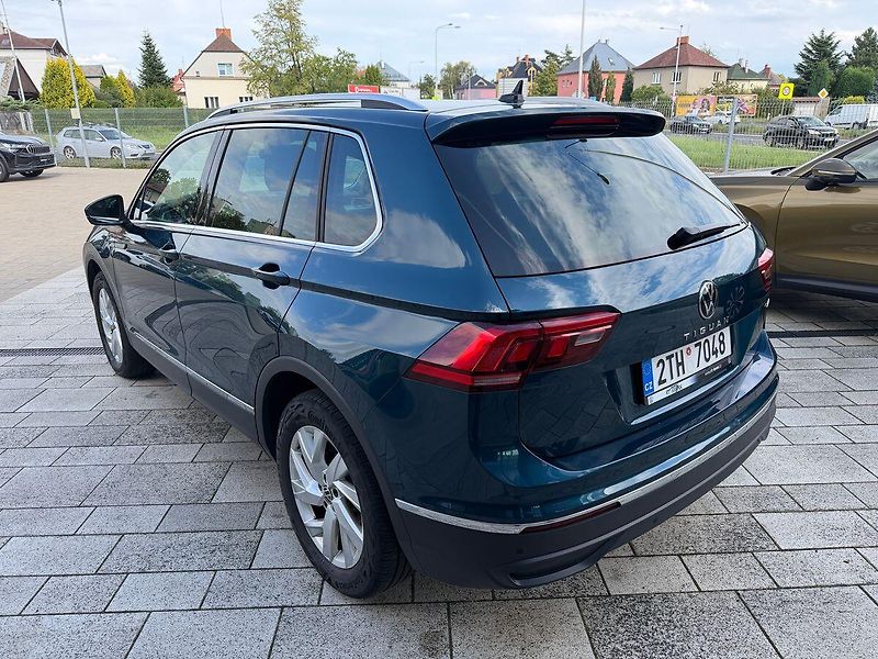 Volkswagen Tiguan Life  2,0TDI 110kW DSG - fotka 3 z 22