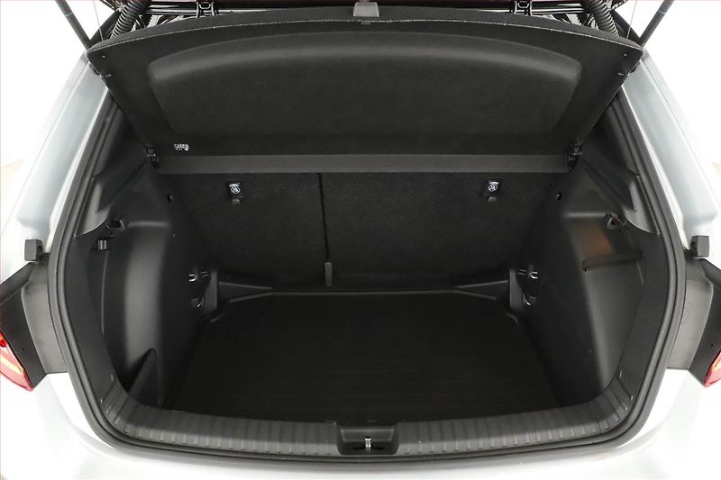 Škoda Fabia (2025) 1.5 TSI, MONTE CARLO, 1.5TSI - fotka 11 z 21