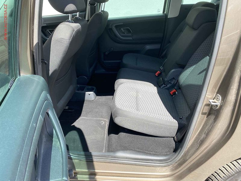 Škoda Roomster (2013) 1.2 TSI, Ambition, TZ - fotka 10 z 19
