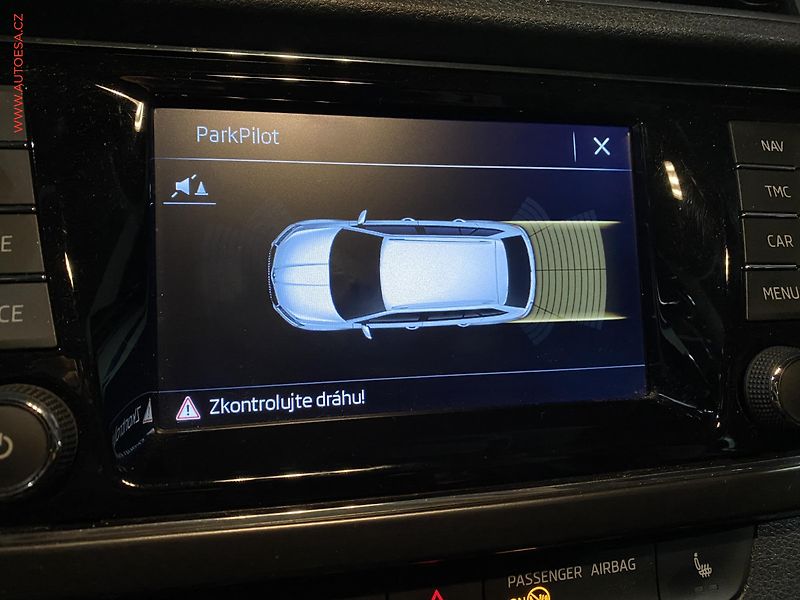 Škoda Fabia (2019) 1.0 TSi, Style, LED, navi - fotka 17 z 18