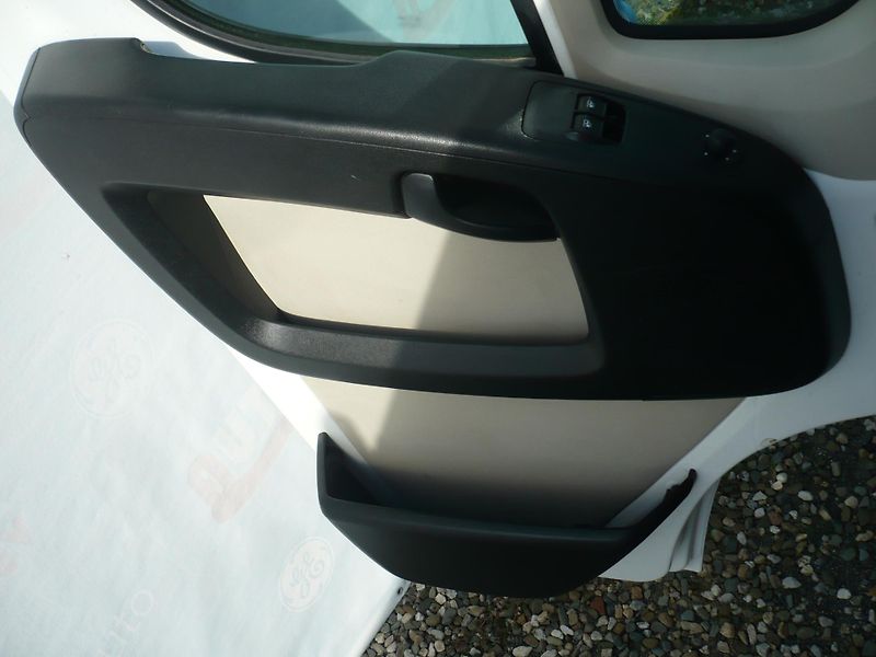 Fiat Ducato 2.3JTD 109Kw 7Míst Valnik - fotka 21 z 32