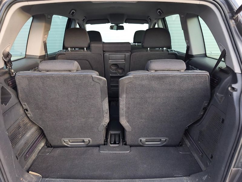 Opel Zafira (2011) 1.6 85kw, ČR, 1.maj, tažné - fotka 22 z 24