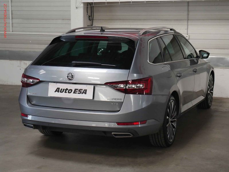 Škoda Superb (2016) 2.0 TDi 4x4, ČR, L&K, DSG - fotka 6 z 25