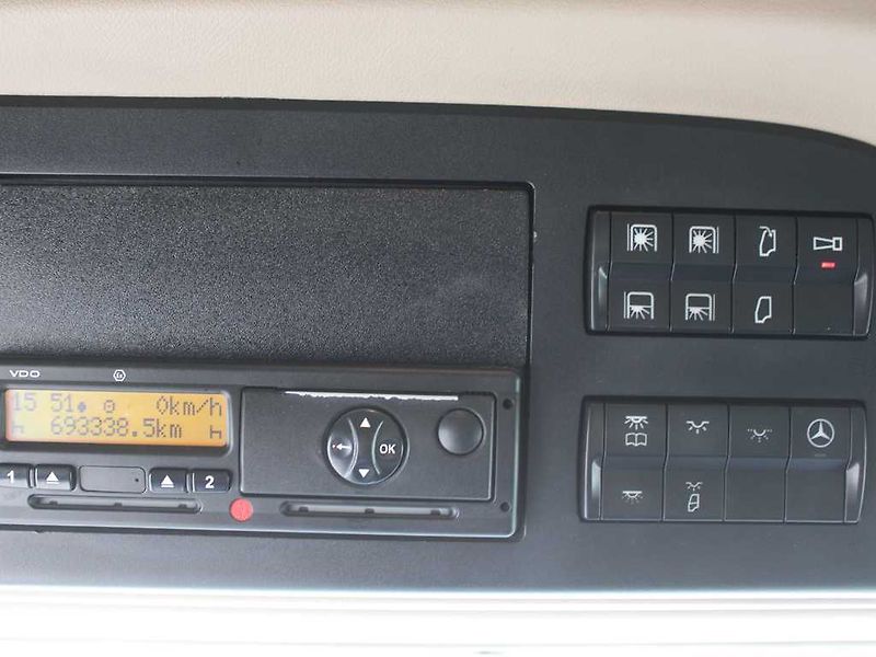 Mercedes-Benz Actros 2545, EURO 6, 6X2, ZVEDACÍ NÁP - fotka 18 z 24