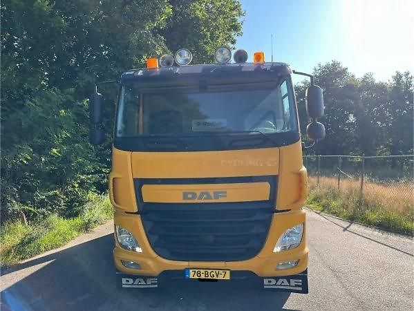 DAF CF (2016) 14t Eur6 řetězový nosič kont.  - fotka 2 z 10