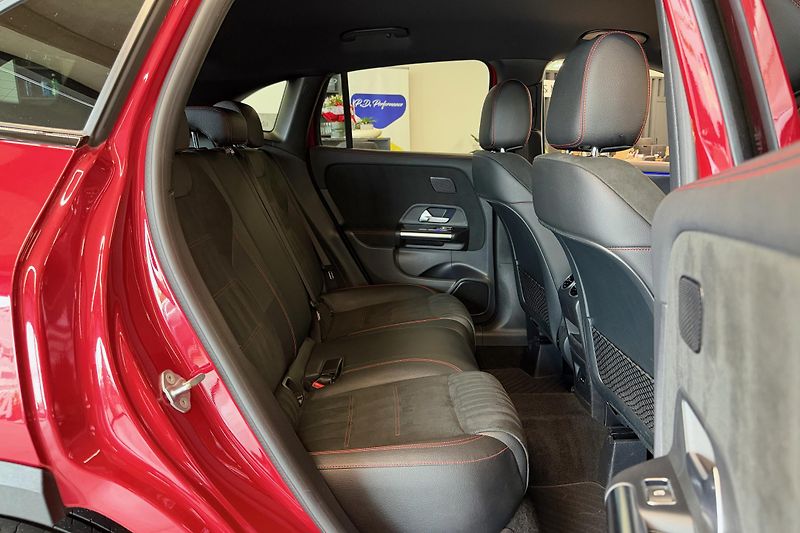 Mercedes-Benz GLA (2021) GLA 220d 4Matic AMG Line - fotka 47 z 121