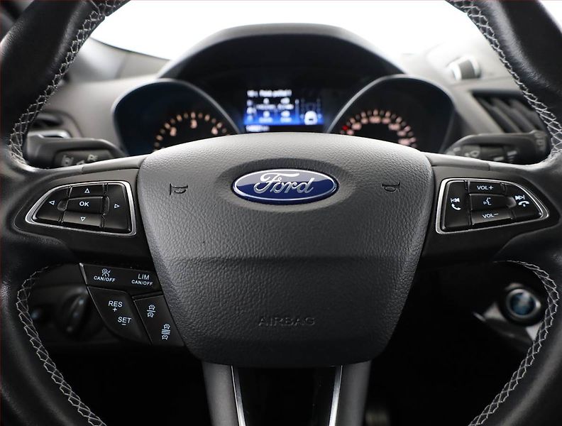 Ford Kuga (2017) 2.0 TDCi, 4X4, Kůže - fotka 8 z 20