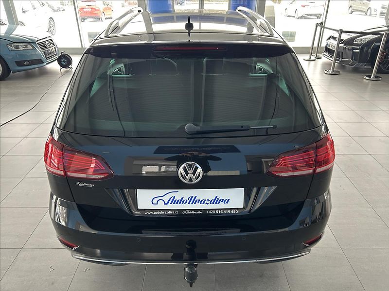 Volkswagen Golf 1,6   TDI 85kW,JOIN,TAŽNÉ,SERV - fotka 5 z 30
