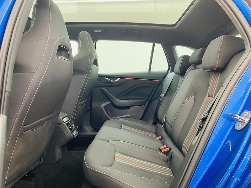 Škoda Scala 1,5 TSI 110kW Monte Carlo - fotka 6 z 27