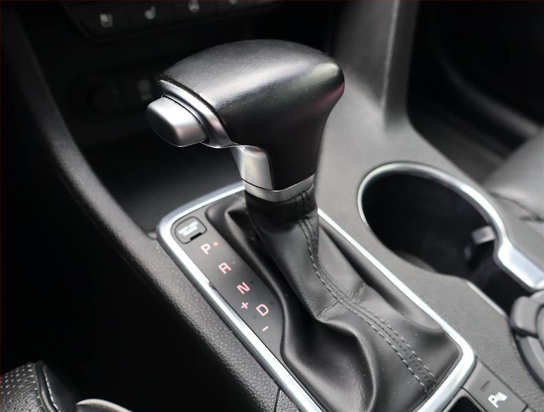 Kia Sportage (2018) 1.6 T-GDI, 4X4, Automat, Kůže - fotka 19 z 29