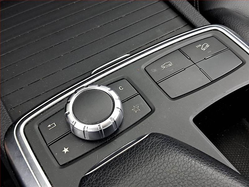 Mercedes-Benz Třídy M (2012) ML 350 BlueTEC, 4X4, Automat - fotka 21 z 21
