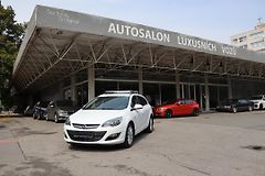 Opel Astra Opel Astra J Sports Tourer 1.7 - fotografie inzerátu