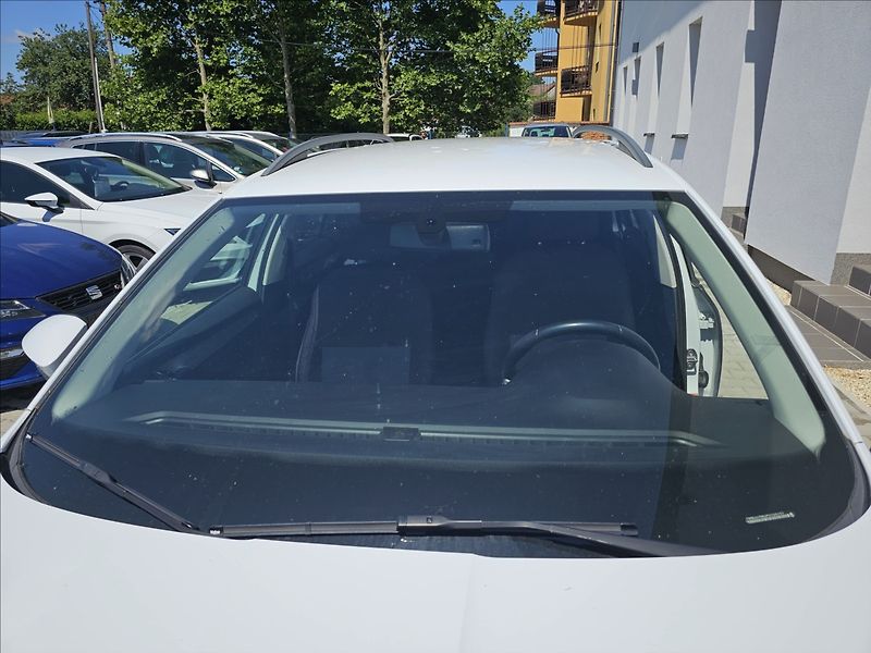 Škoda Octavia 2,0TDi 110KW Elegance TZ - fotka 49 z 49
