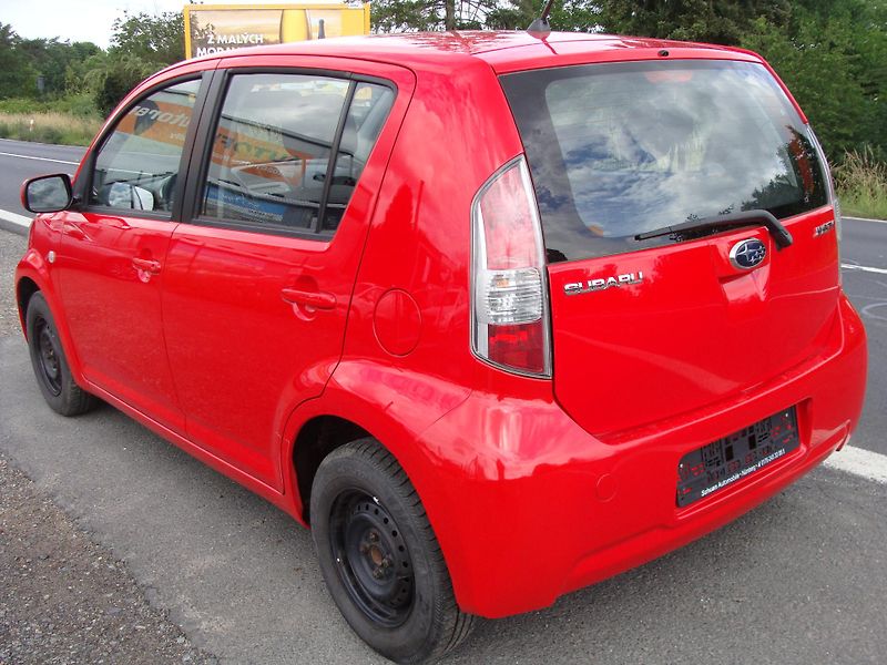 Subaru Justy 1.0i - fotka 4 z 25
