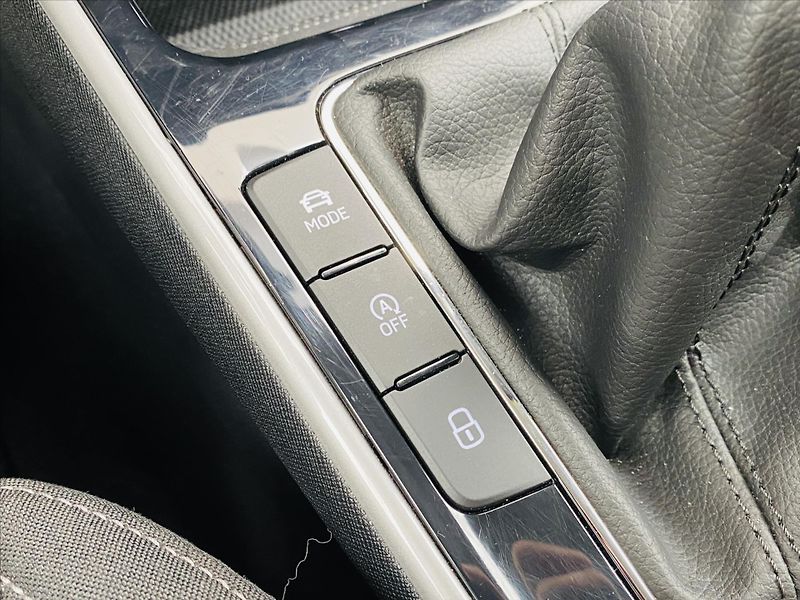 Škoda Fabia 1,0 TSI 70kW Selection - fotka 20 z 25