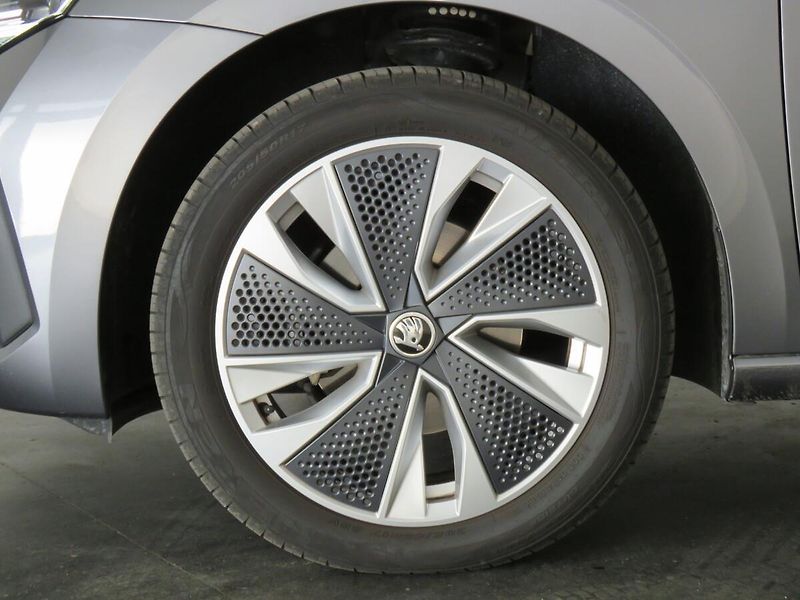 Škoda Scala - fotka 10 z 25