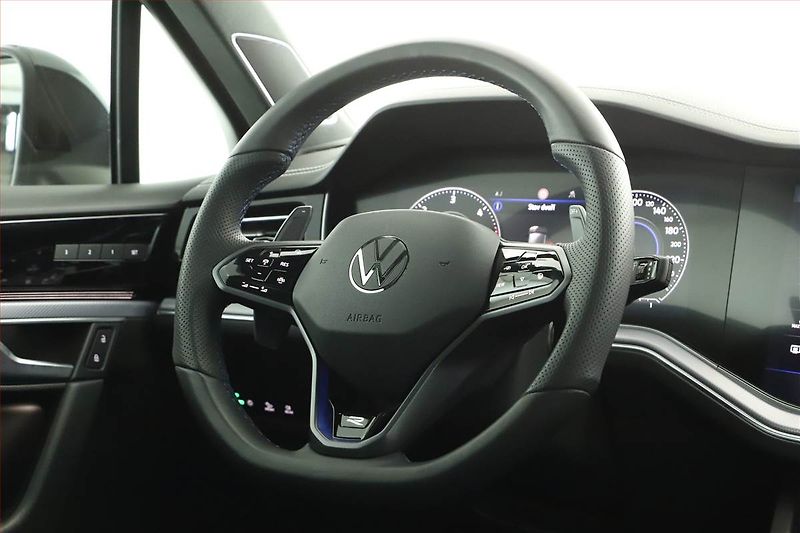 Volkswagen Touareg (2020) V8 TDI, ČR, DPH, Kůže - fotka 17 z 23