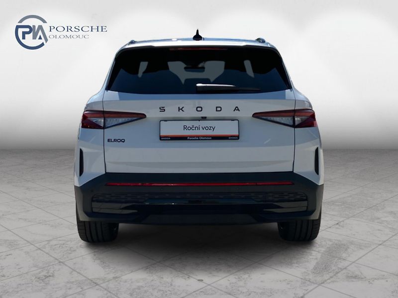 Škoda Elroq 85x vRS 250 kW 84 kWh - fotka 7 z 30