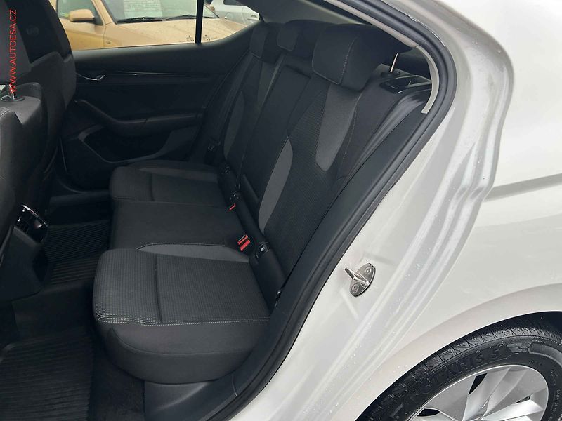 Škoda Octavia (2022) 2.0 TDi, ČR, Ambition Plus - fotka 10 z 19