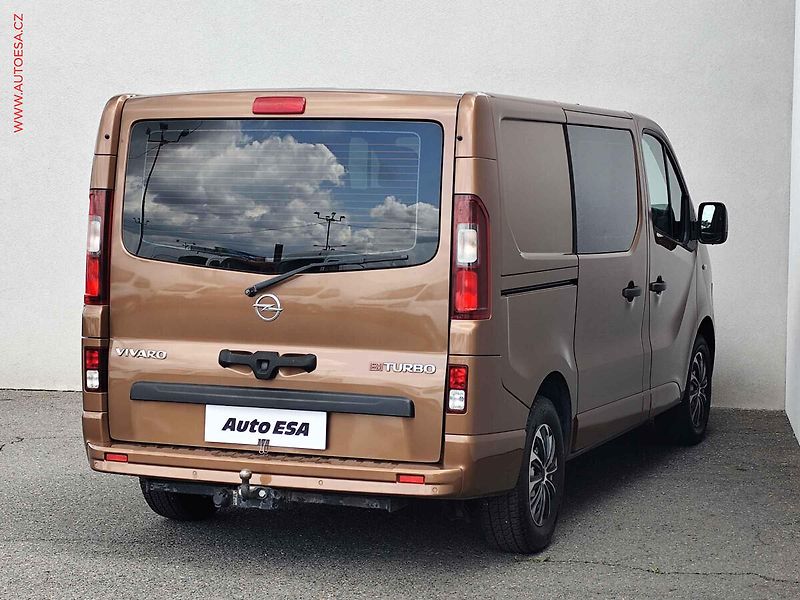 Opel Vivaro (2015) 1.6CDTi 5míst, 107kW, AC, TZ - fotka 4 z 19
