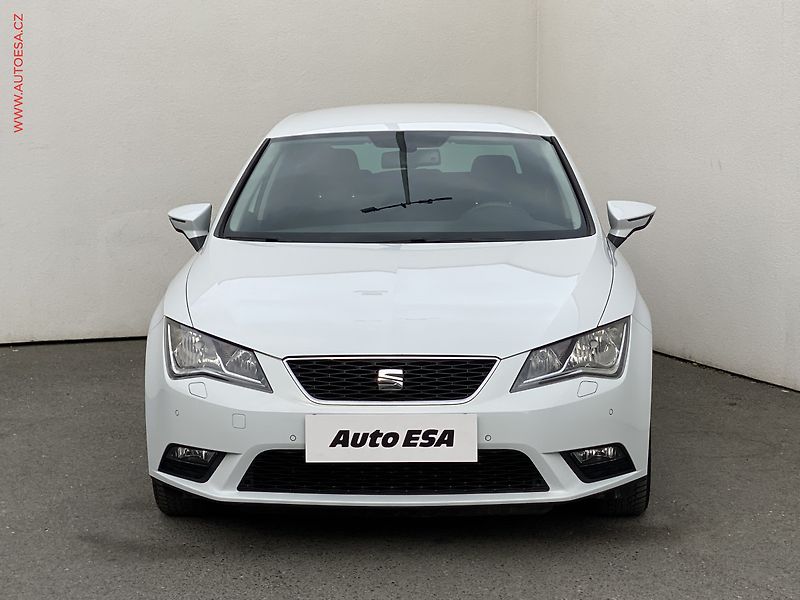 Seat Leon (2015) 2.0 TDi, Style, navi, +ALU - fotka 2 z 19