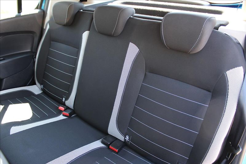 Dacia Sandero 0,9 STEPWAY KLIMA, SERVISKA - fotka 19 z 25
