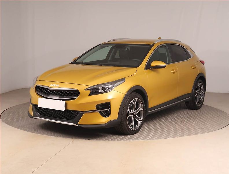 Kia XCeed (2022) Exclusive 1.5 T-GDI - fotka 2 z 17