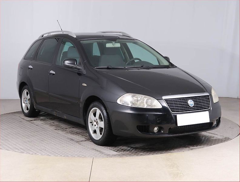 Fiat Croma (2006) 1.9 Multijet, po STK - fotka 1 z 15