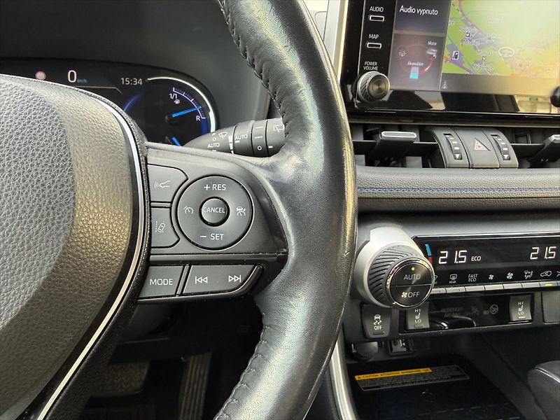 Toyota RAV4 2,5 Selection, 4x4, Hybrid - fotka 13 z 20