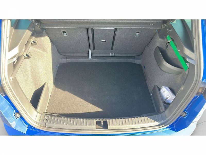 Škoda Karoq Sportline 1,5 TSI 110kW MT6/J1 - fotka 24 z 30