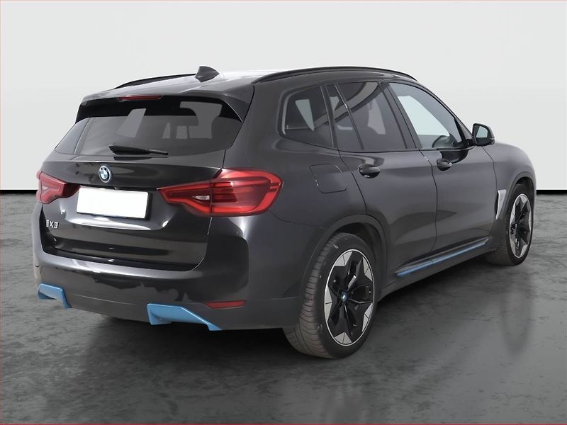 BMW iX3 (2021) Impressive 80 kWh, SoH 100% - fotka 5 z 21