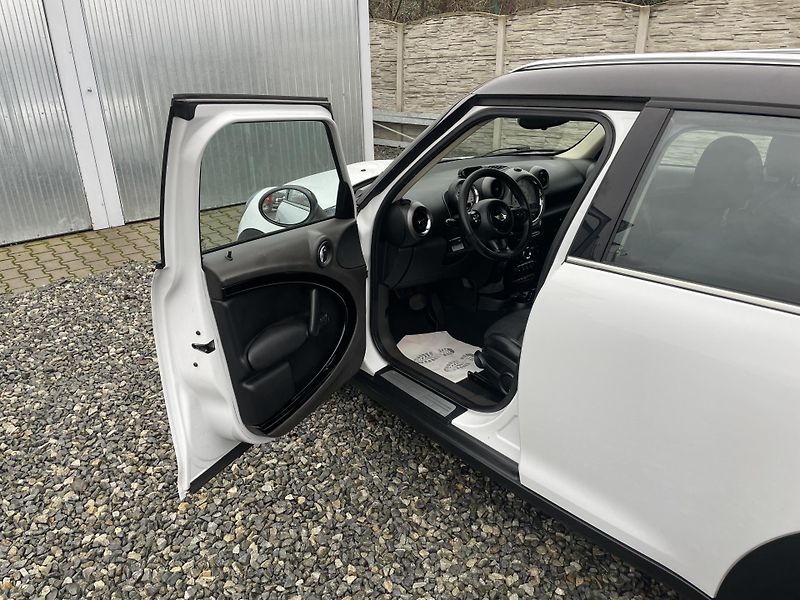 Mini Countryman 2.0SD 110PS COOPER D AUTOMAT!! - fotka 95 z 192