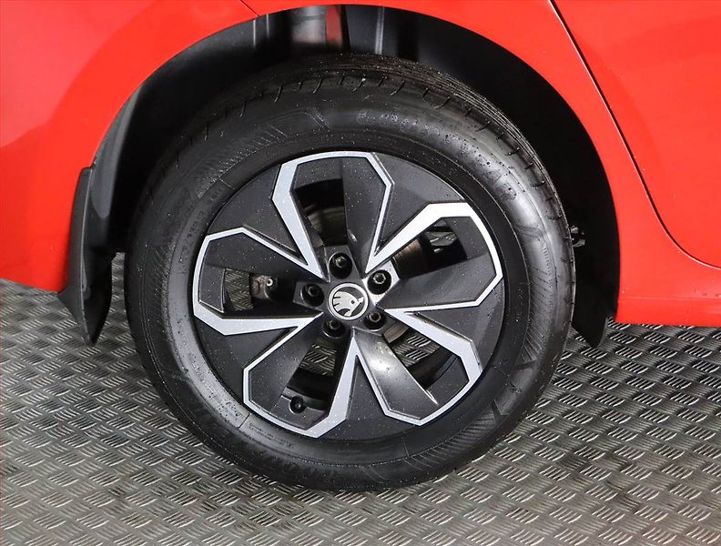 Škoda Kamiq (2020) Style 1.6 TDI, Automat, ČR - fotka 15 z 16