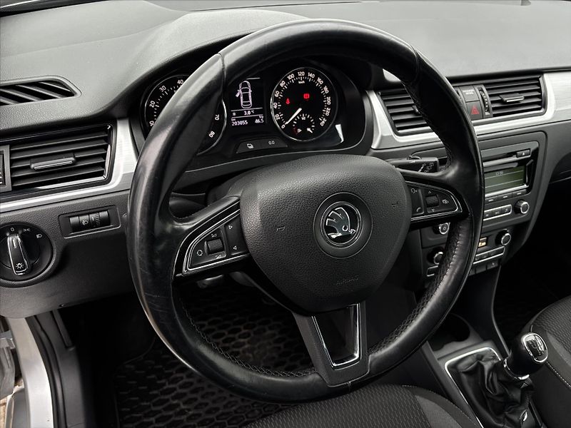 Škoda Rapid 1.2 TSI AUT.KLIMA SERVIS.KN ČR - fotka 14 z 18