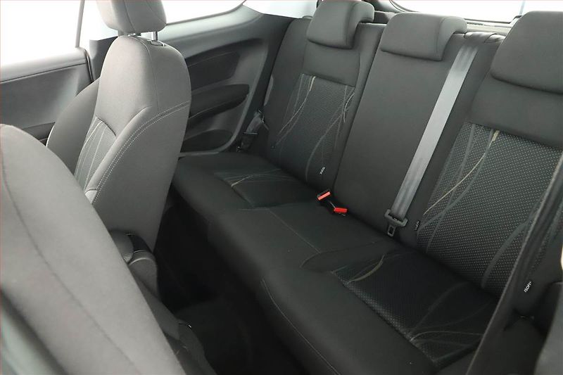 Peugeot 208 (2012) 1.4 VTi, za skvělou cenu - fotka 11 z 13
