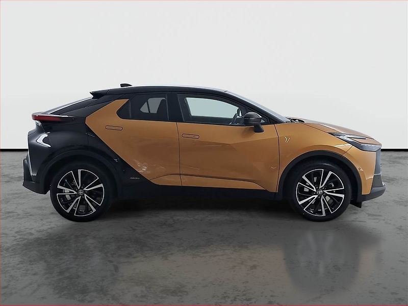 Toyota C-HR (2025) 2.0 Hybrid AWD - fotka 6 z 18