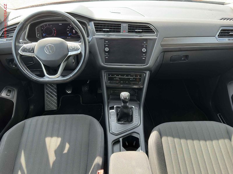 Volkswagen Tiguan Allspace (2022) 1.5 TSi, 1.maj,ČR, Life - fotka 8 z 18