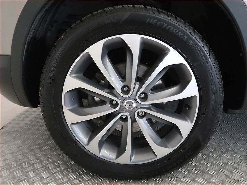 Nissan Qashqai (2009) 1.6, Serv.kniha, Navi - fotka 15 z 17