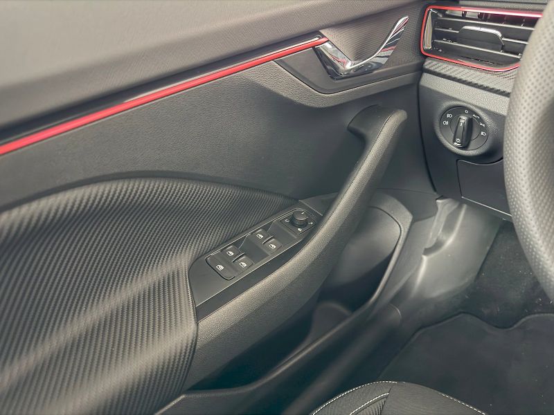 Škoda Scala (2025) Monte Carlo 1.0 TSI / 85 kW DS - fotka 7 z 27