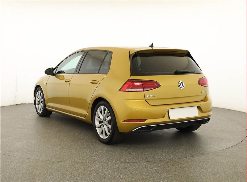 Volkswagen Golf (2019) 1.5 TSI, Serv.kniha, Tempomat - fotka 4 z 20