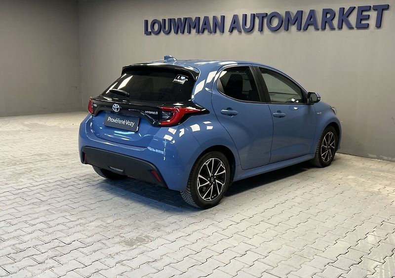 Toyota Yaris 1.5 Hybrid AT COMFORT STYLE TE - fotka 2 z 16