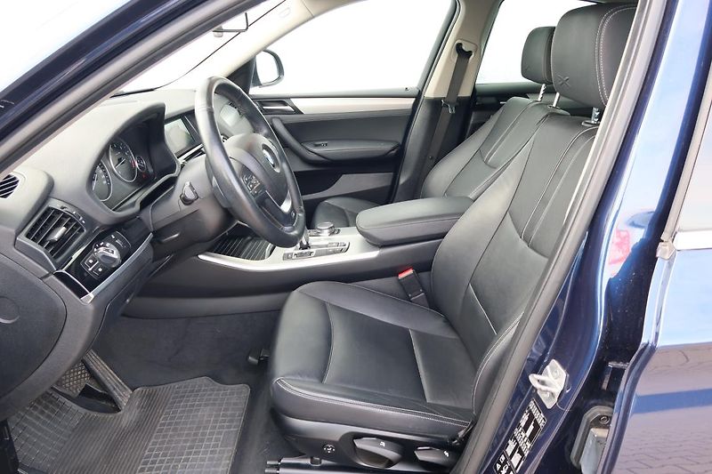 BMW X4 xDrive20i - fotka 2 z 9