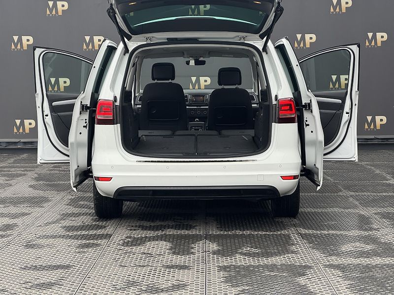 Volkswagen Sharan (2017) 2.0TDi 110kW 4M Highline 7míst - fotka 12 z 52