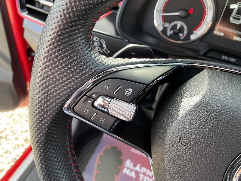 Škoda Kamiq 1,5 TSi/110kW DSG- Monte Carlo - fotka 18 z 81