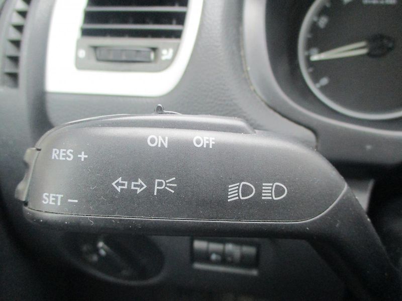 Škoda Fabia 1.4i 16V +SADA KOL - fotka 20 z 31