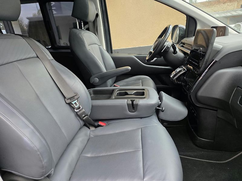 Hyundai Staria 2.2-AUTOMAT-KŮŽE-9MÍST - fotka 31 z 36