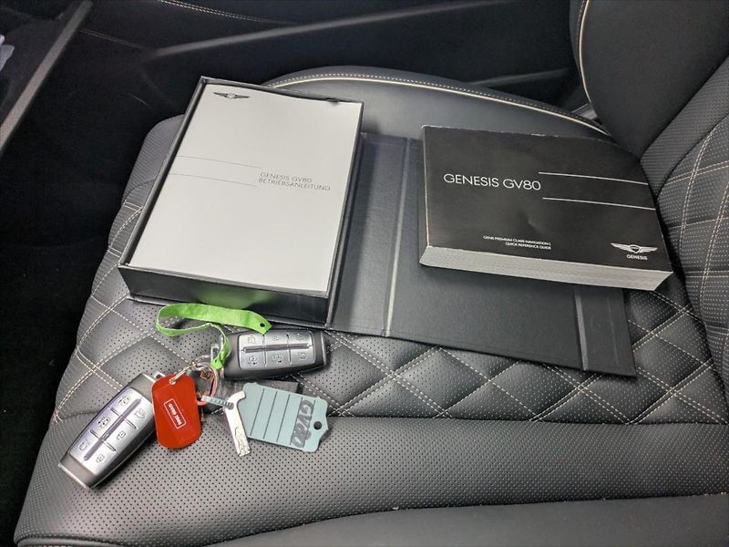 Genesis GV80 2,5 T AWD SPORT - fotka 16 z 16