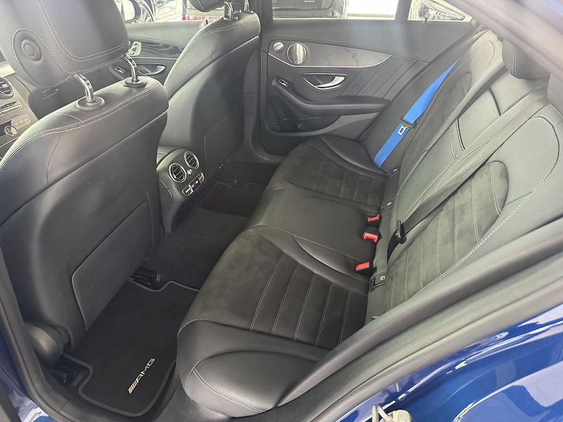 Mercedes-Benz Třídy C (2019) C200 4M AMG LED PANORAMA - fotka 18 z 29