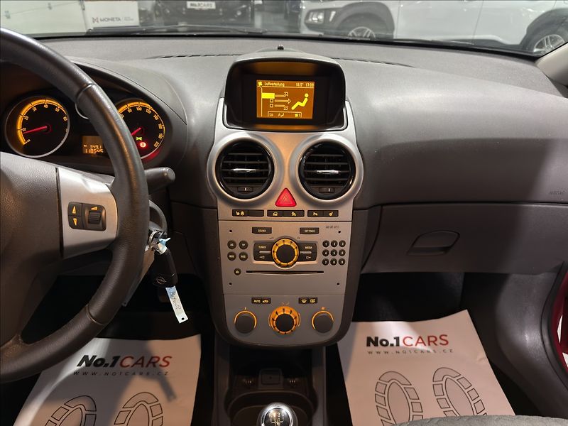 Opel Corsa 1,4   iSPORT TOP STAV I VZHLED - fotka 22 z 43