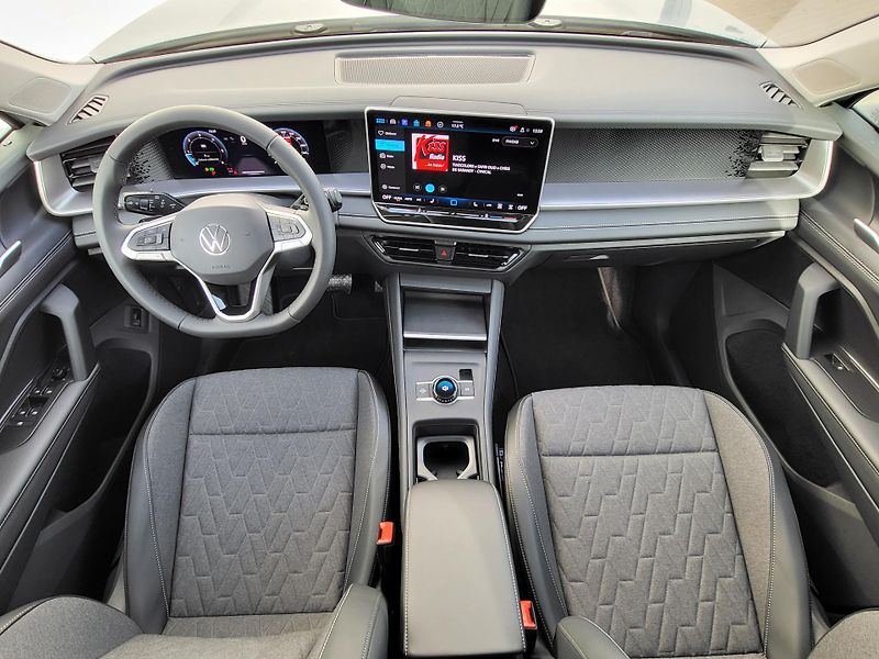 Volkswagen Tayron (2025) People 2,0TDI 110 kW-nové - fotka 5 z 27